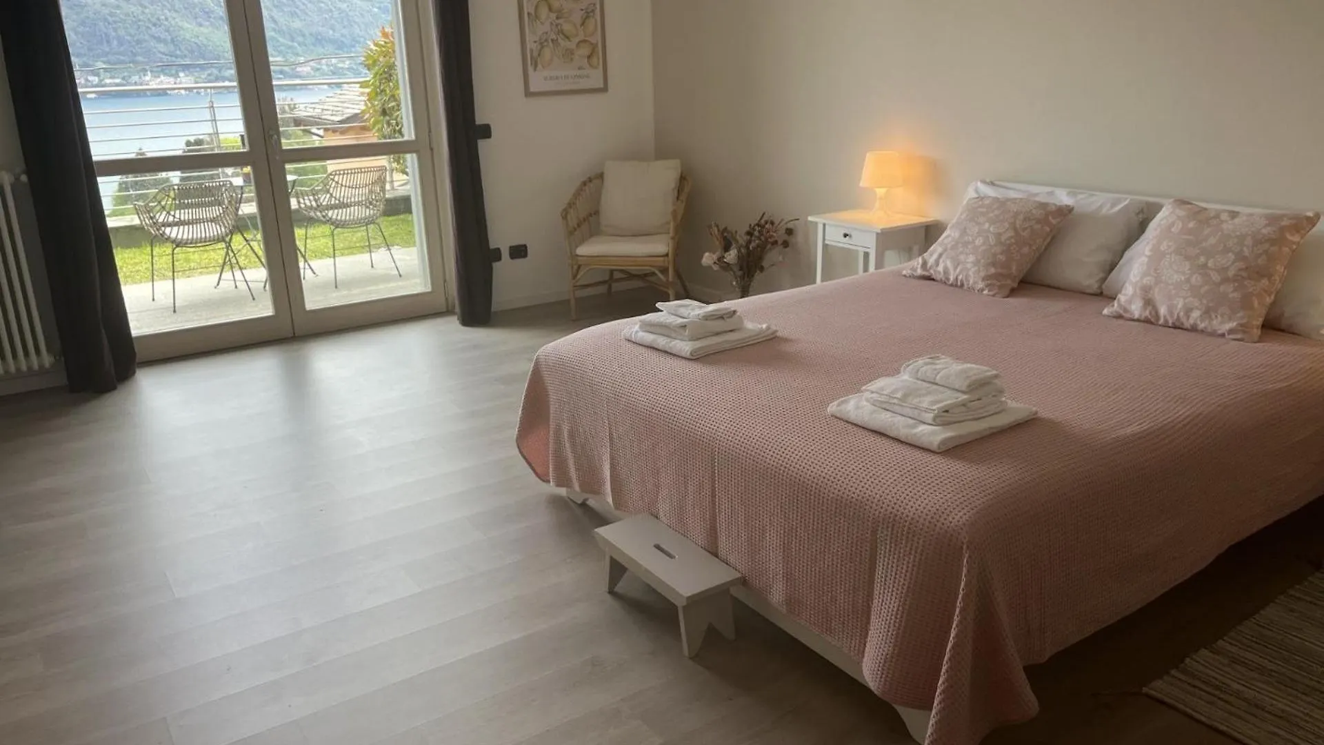 Sant'Anna Fiore - Pianello Del Lario 0*,  Italy